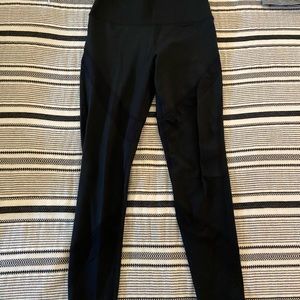 Aerie Play legging black with mesh detailing